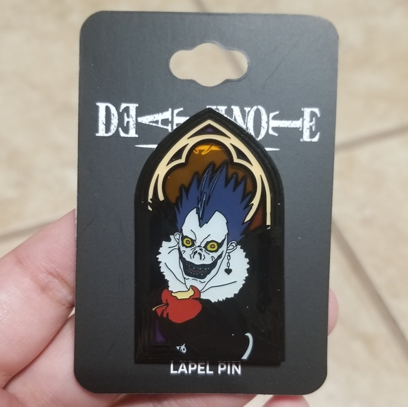 Death Note Ryuk Stained Glass Lapel Pin - Picture 1 of 3